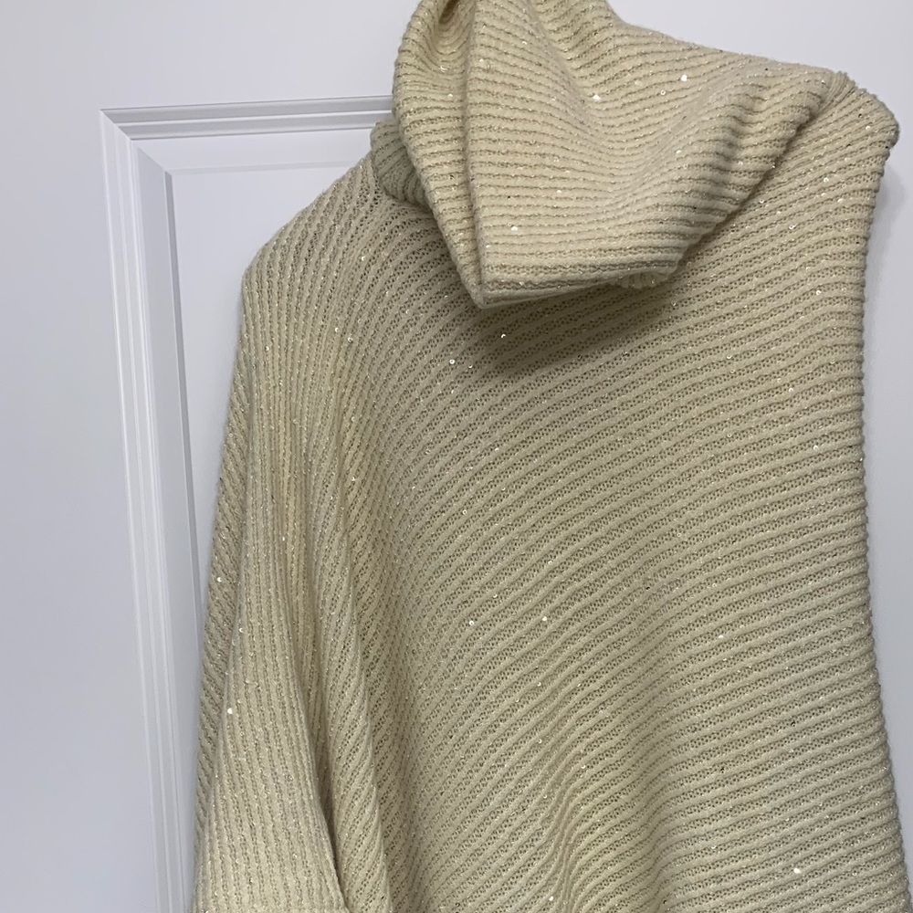 Asymmetrical triangle Anthropologie sweater poncho